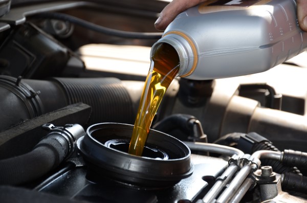 Picking The Perfect Synthetic Engine Oil For Your Car In 7 Steps | The Auto Doc